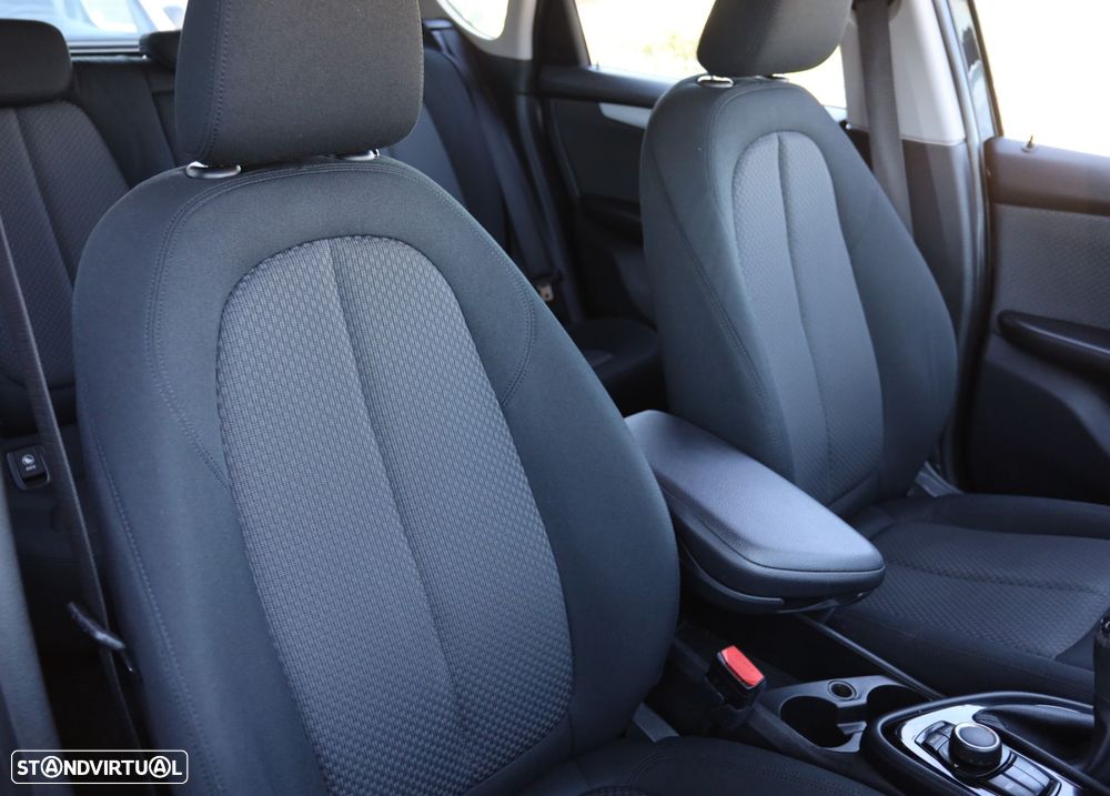 BMW 216 Active Tourer d Corporate Edition - 16