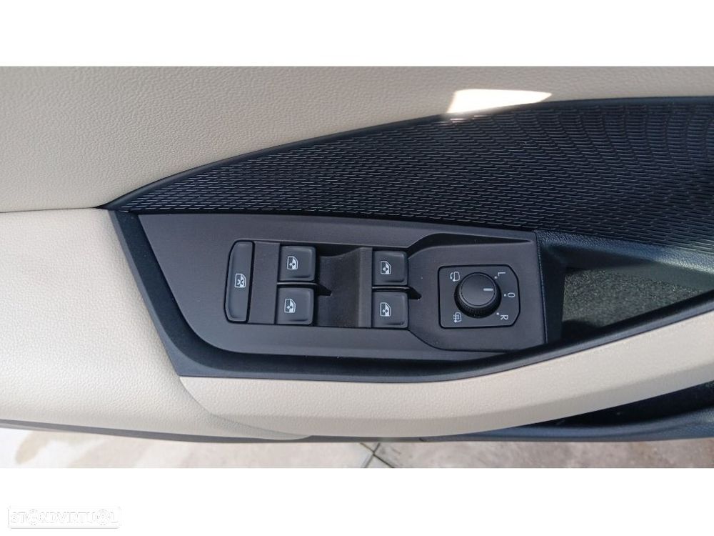 Skoda Octavia Break 2.0 TDI Style DSG - 11