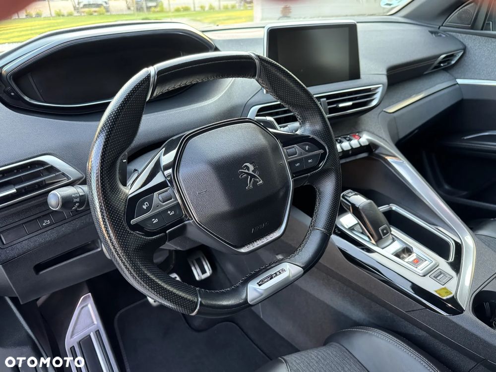 Peugeot 5008 - 24