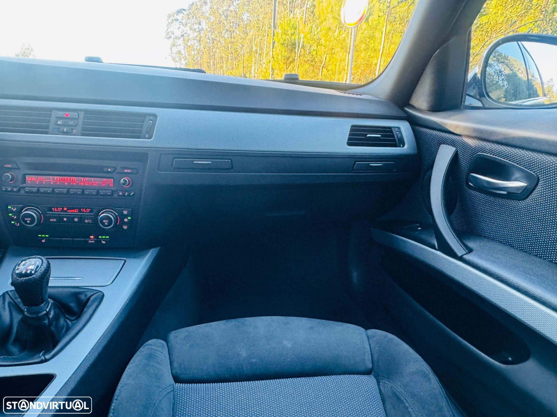 BMW 320 d Touring Pack M - 33