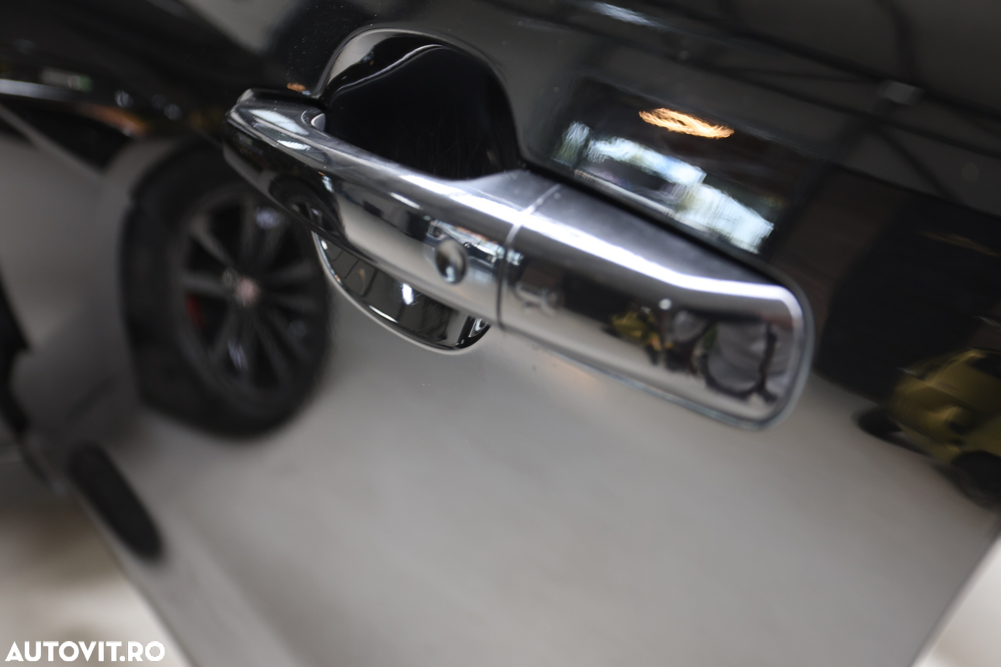 Jaguar F-Pace D165 AWD R-Dynamic S - 14