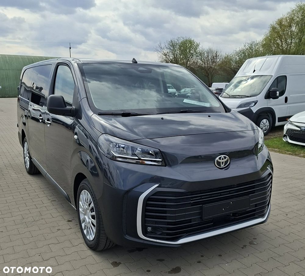 Toyota Proace - 1