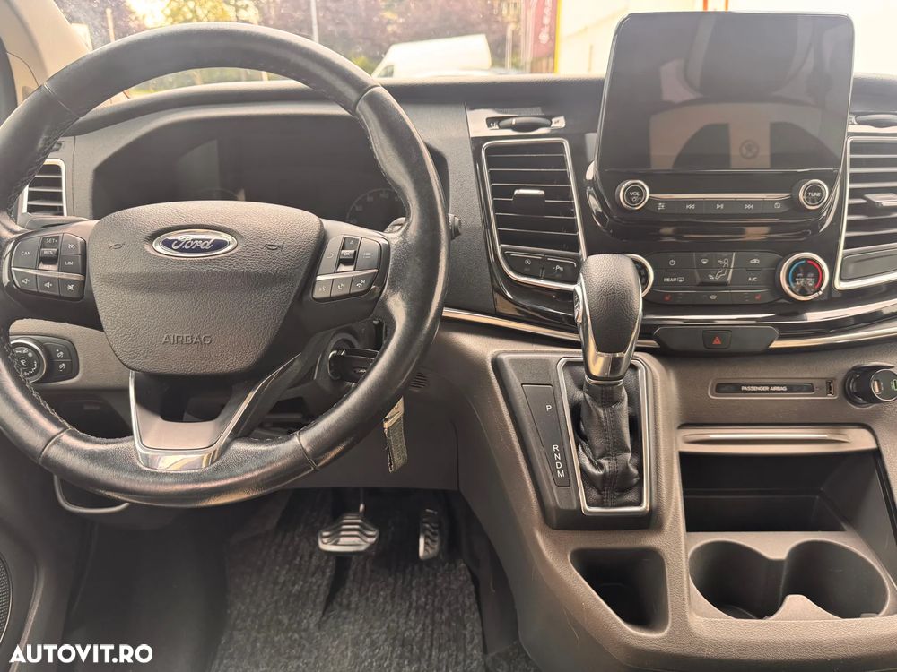 Ford Tourneo Custom - 7