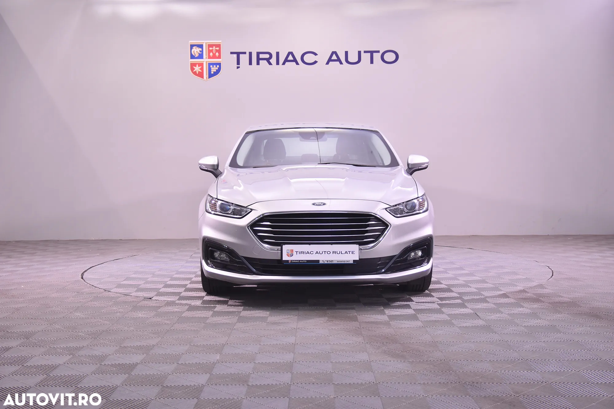 Ford Mondeo - 8