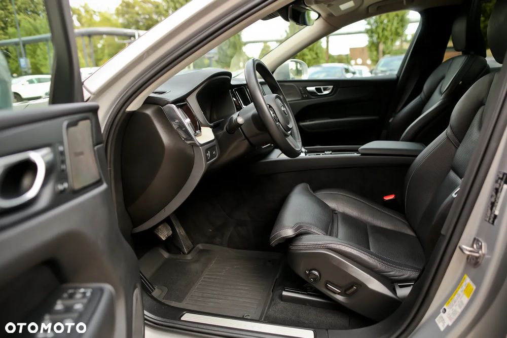 Volvo XC 60 B6 B AWD Geartronic Inscription - 19