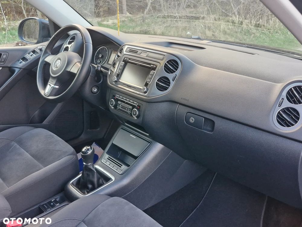 Volkswagen Tiguan 2.0 TDI DPF 4Motion BlueMotion Technology Life - 16