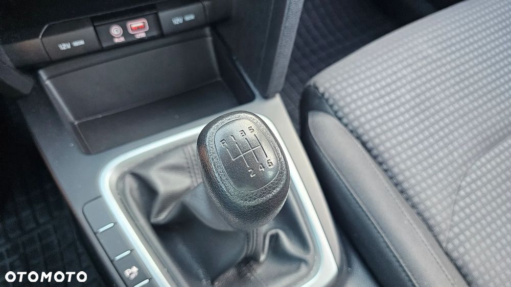 Kia Ceed 1.4 S - 12