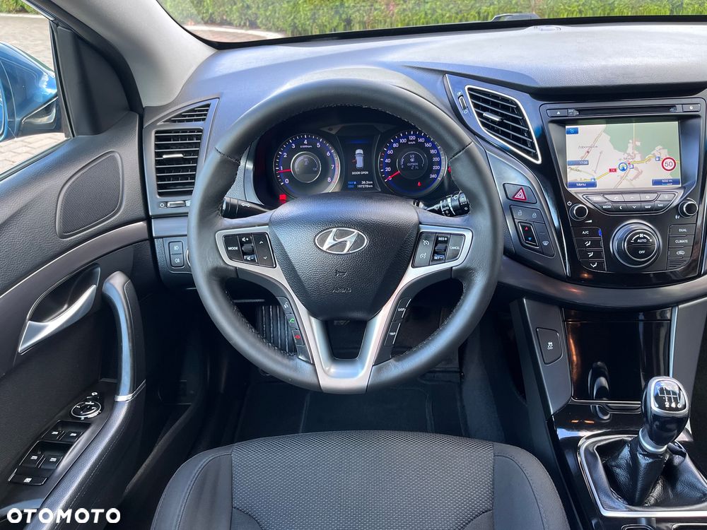 Hyundai i40 Kombi 1.6 Trend - 8