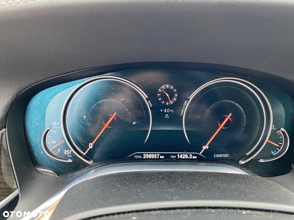 BMW Seria 7 730d - 15