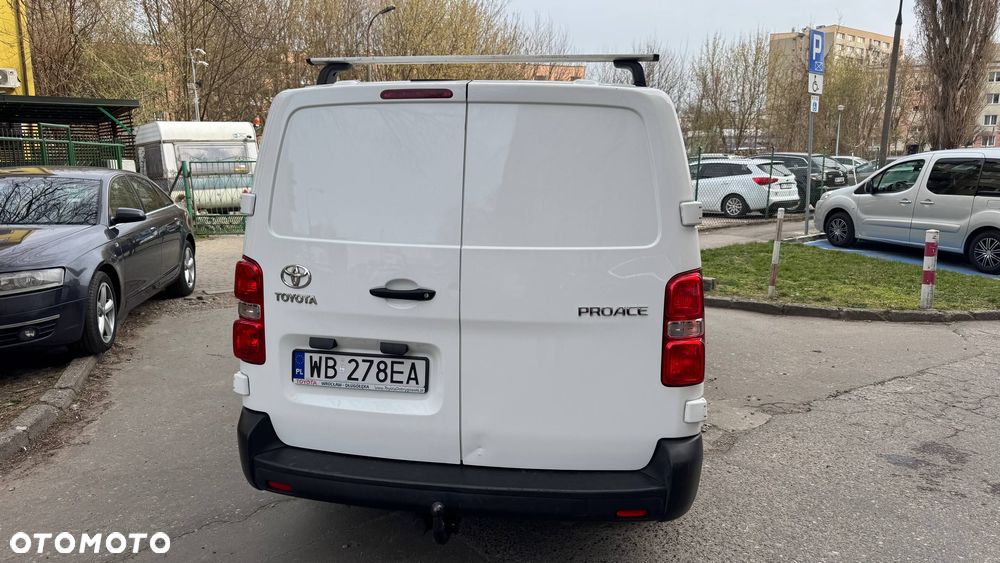 Toyota Proace - 10