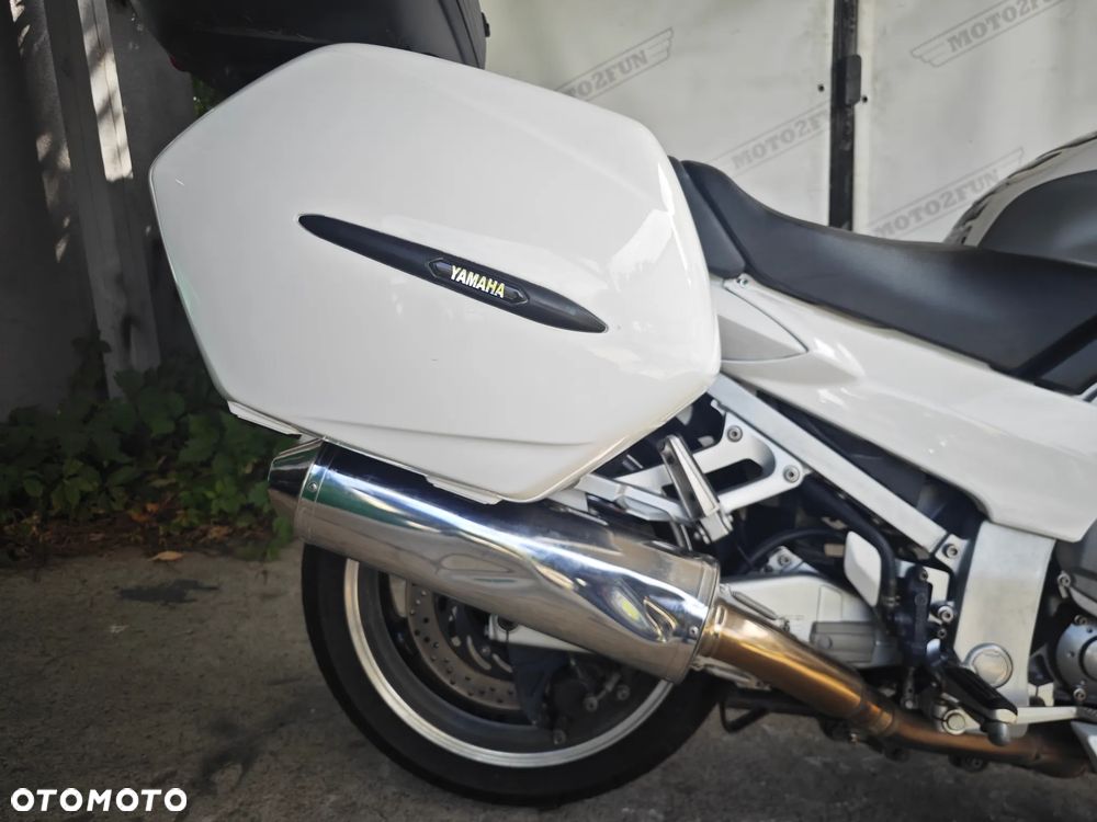 Yamaha FJR - 11