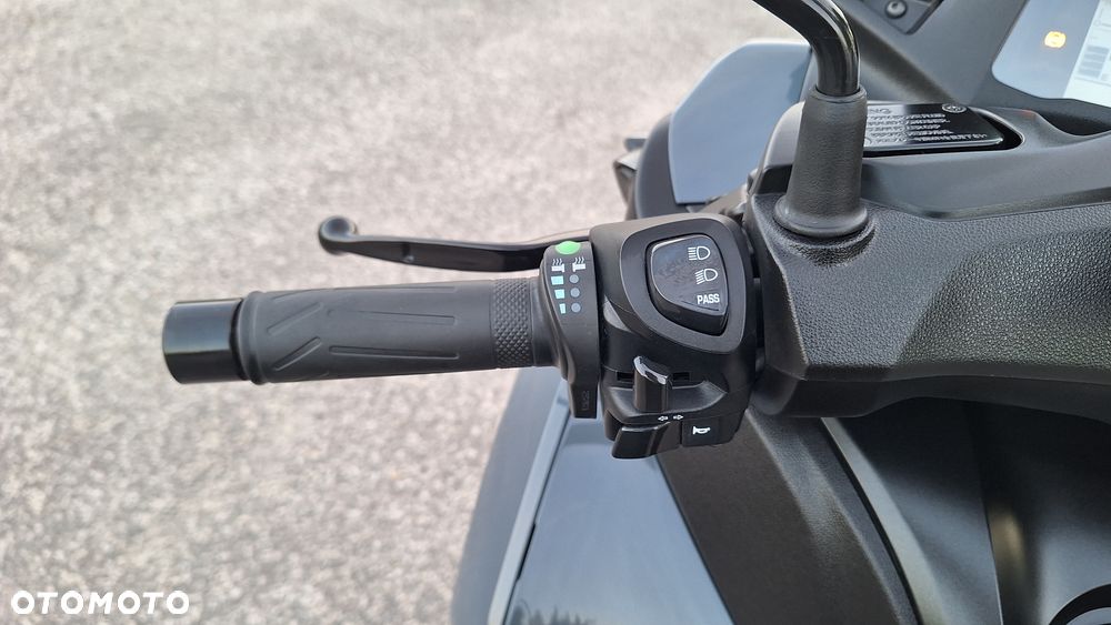 Yamaha Tricity - 28