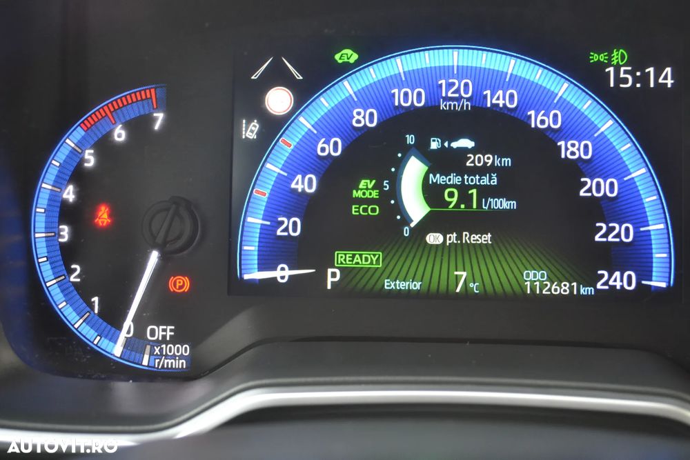 Toyota Corolla 1.8 HSD Dynamic - 18