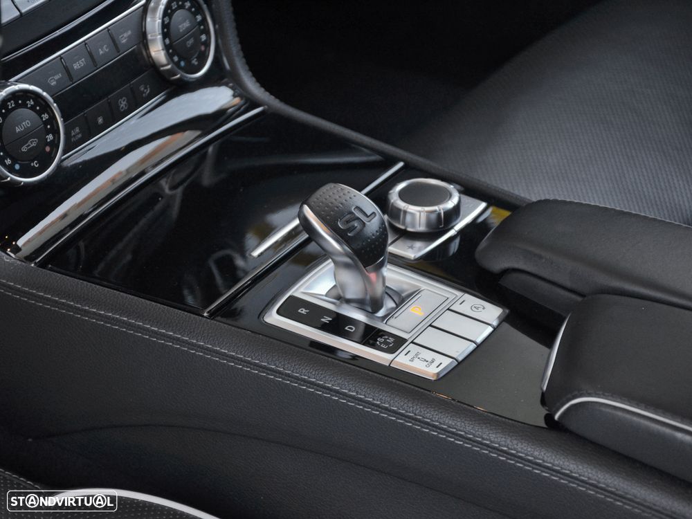 Mercedes-Benz SL 350 Standard - 30