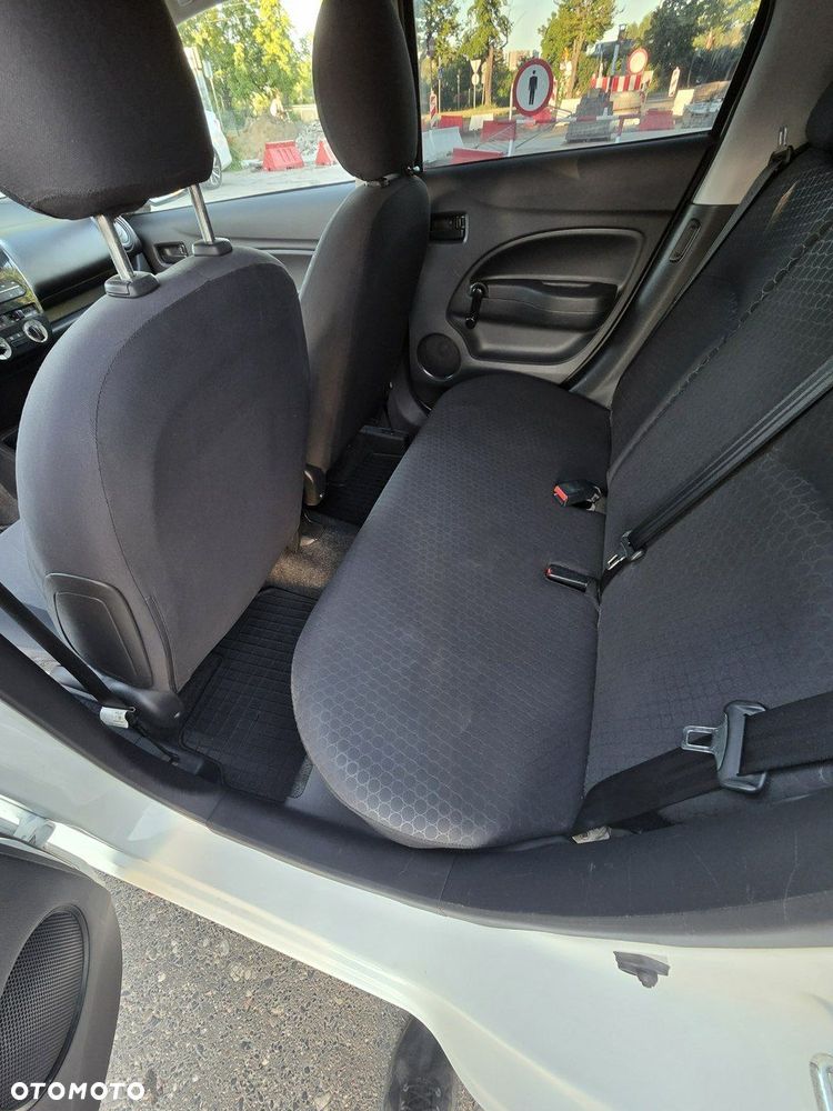 Mitsubishi Space Star 1.0 - 8