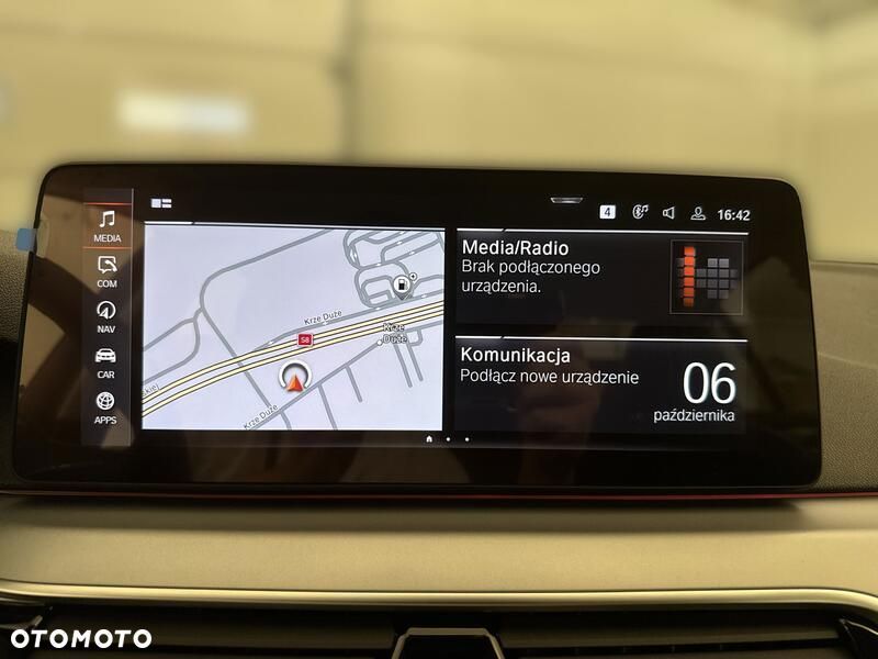 BMW Seria 5 520i mHEV - 15
