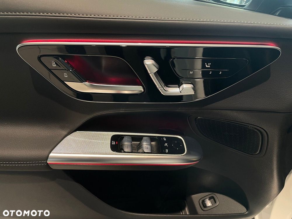 Mercedes-Benz GLC - 15