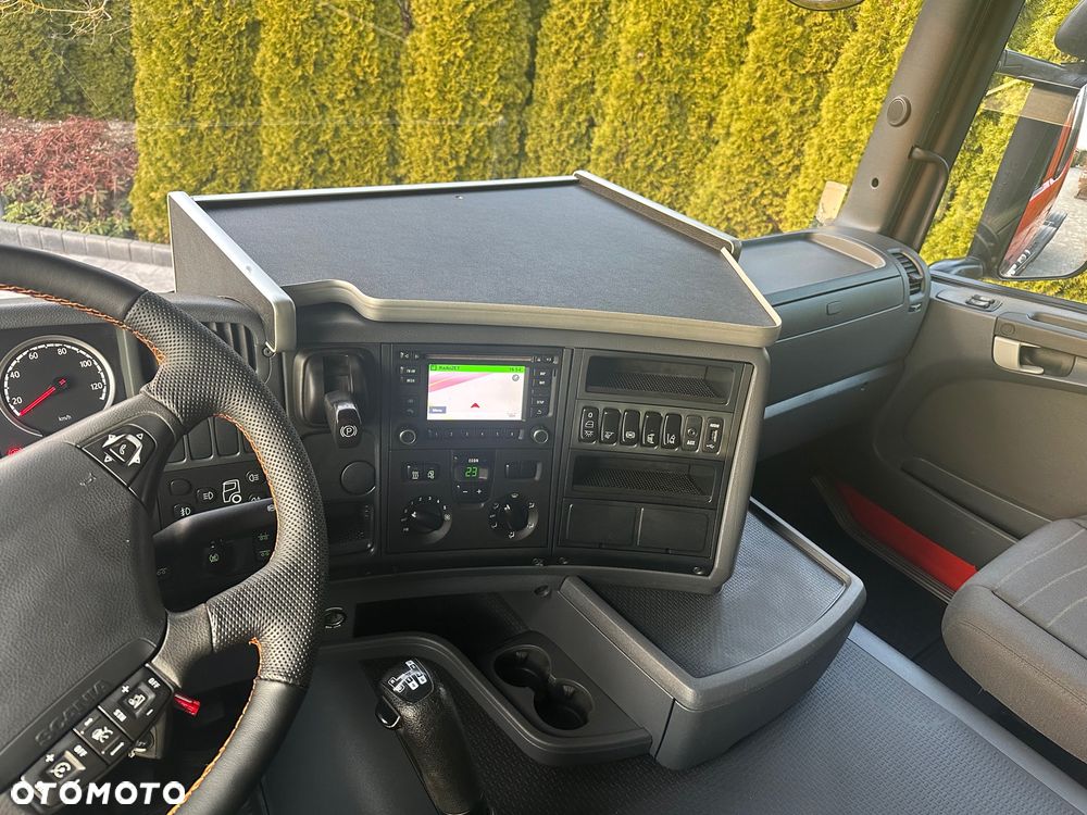 Scania / G450 / 6X2 / PUSHER / Oś-Skrętna-Podnoszona / - 33