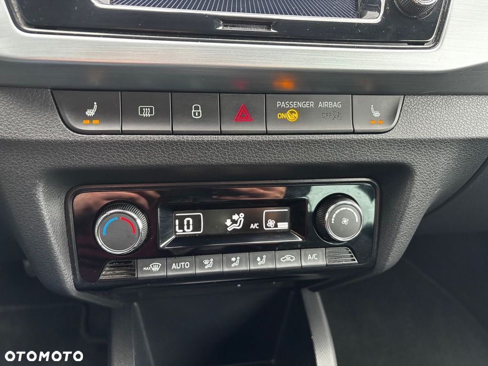 Skoda Fabia - 11
