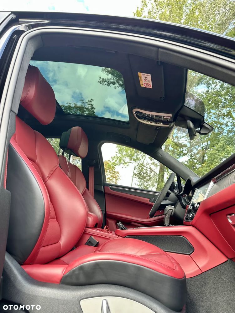 Porsche Macan T - 5
