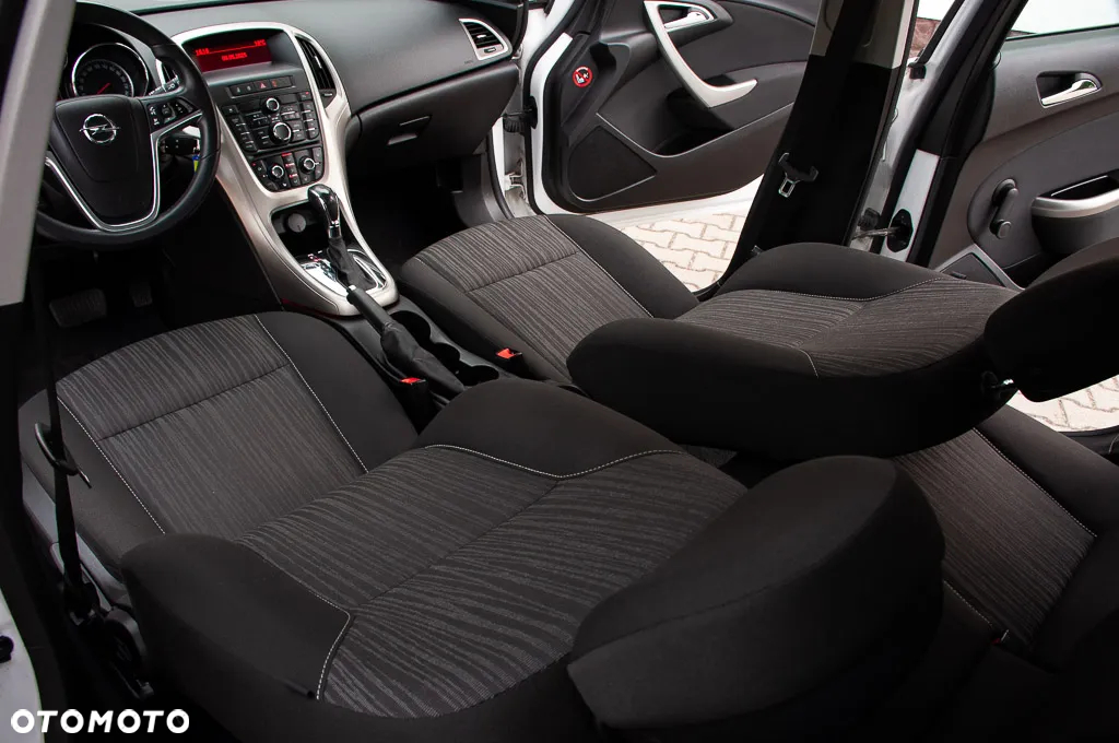 Opel Astra - 35