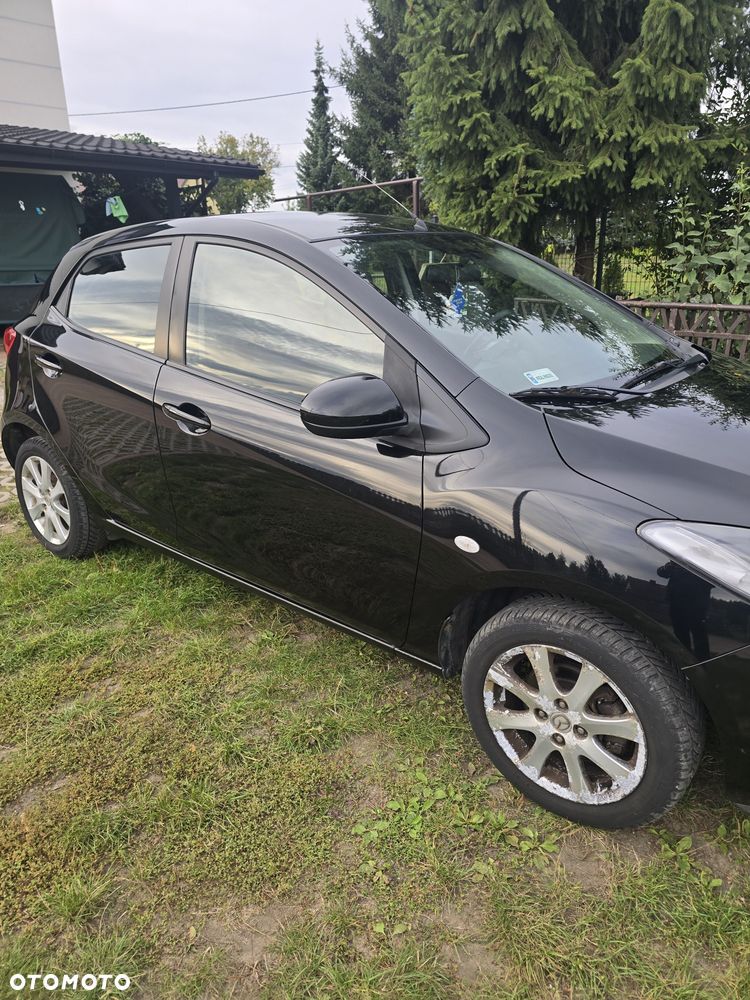Mazda 2 - 5