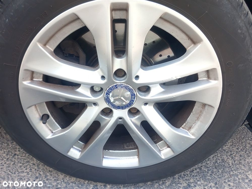 Mercedes-Benz Klasa C 220 CDI DPF BlueEFFICIENCY Edition - 27