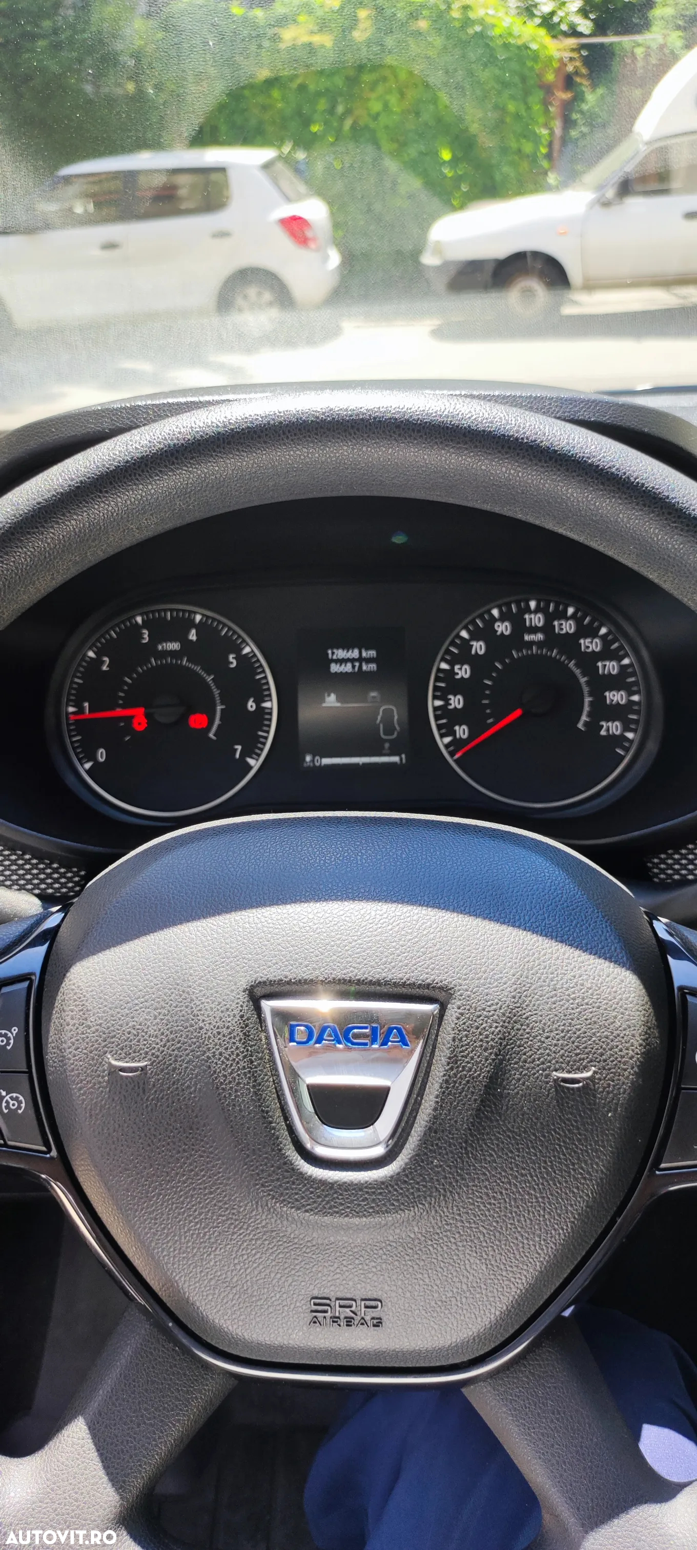 Dacia Logan TCe 90 MT6 Comfort - 10