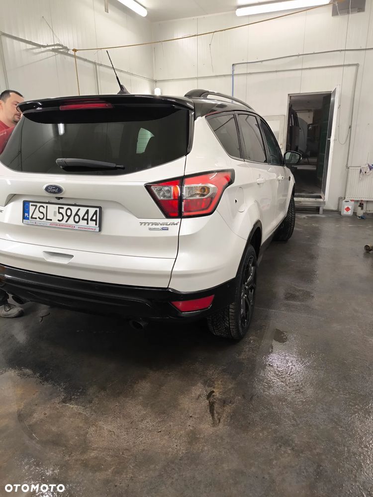 Ford Escape - 17