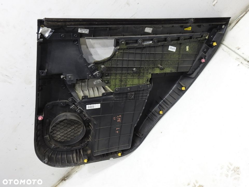 TAPICERKA DRZWI LEWY TYŁ HYUNDAI SANTA FE II - 4