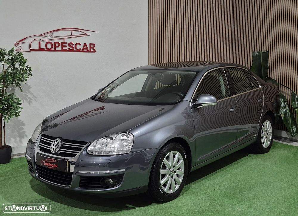VW Jetta 1.6 FSi Confortline - 1