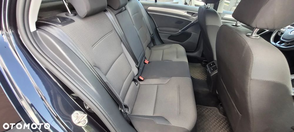 Volkswagen Golf 1.4 TSI BMT Comfortline - 13