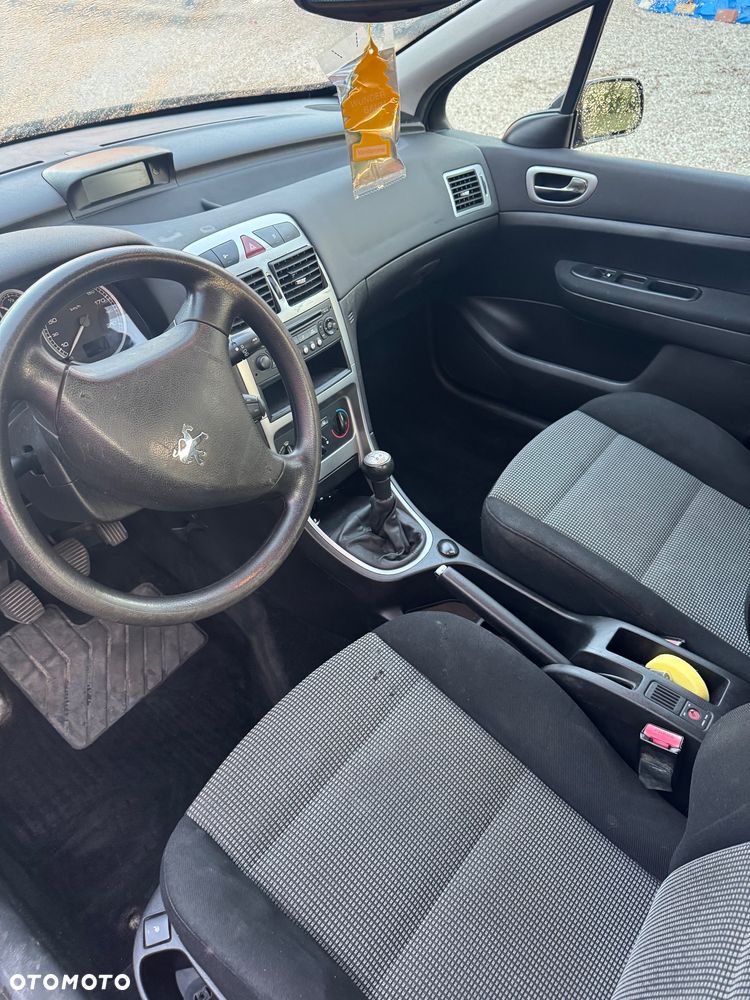 Peugeot 307 1.6 - 6
