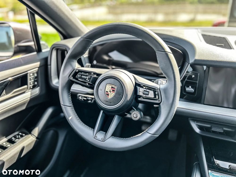 Porsche Cayenne - 17