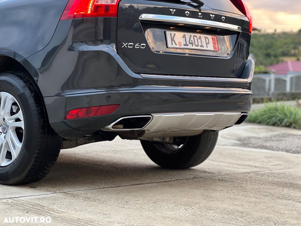 Volvo XC 60 D4 Geartronic Momentum - 9
