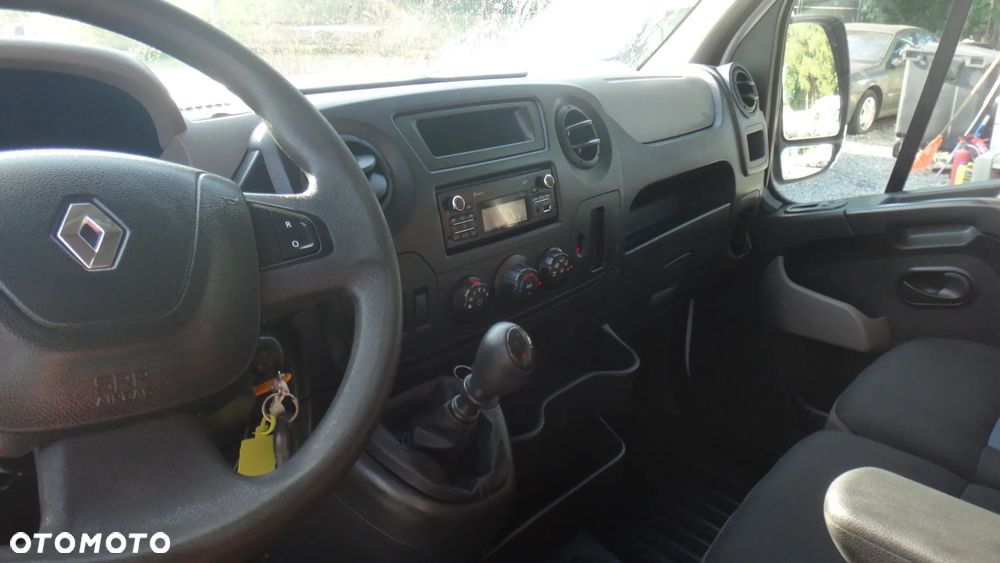 Renault Master - 11
