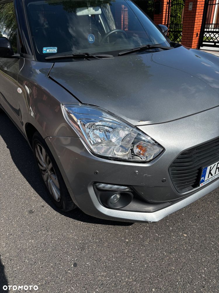 Suzuki Swift 1.2 SHVS Premium Plus - 4