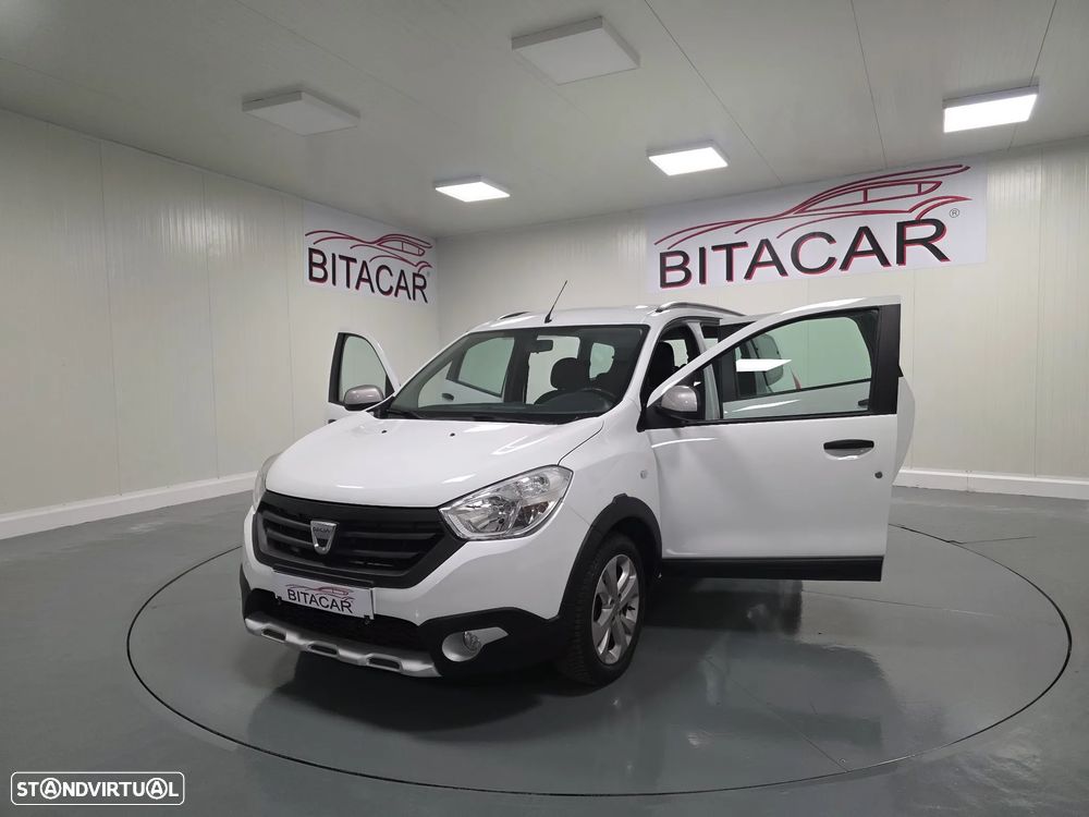 Dacia Lodgy TCe 115 Stepway - 11