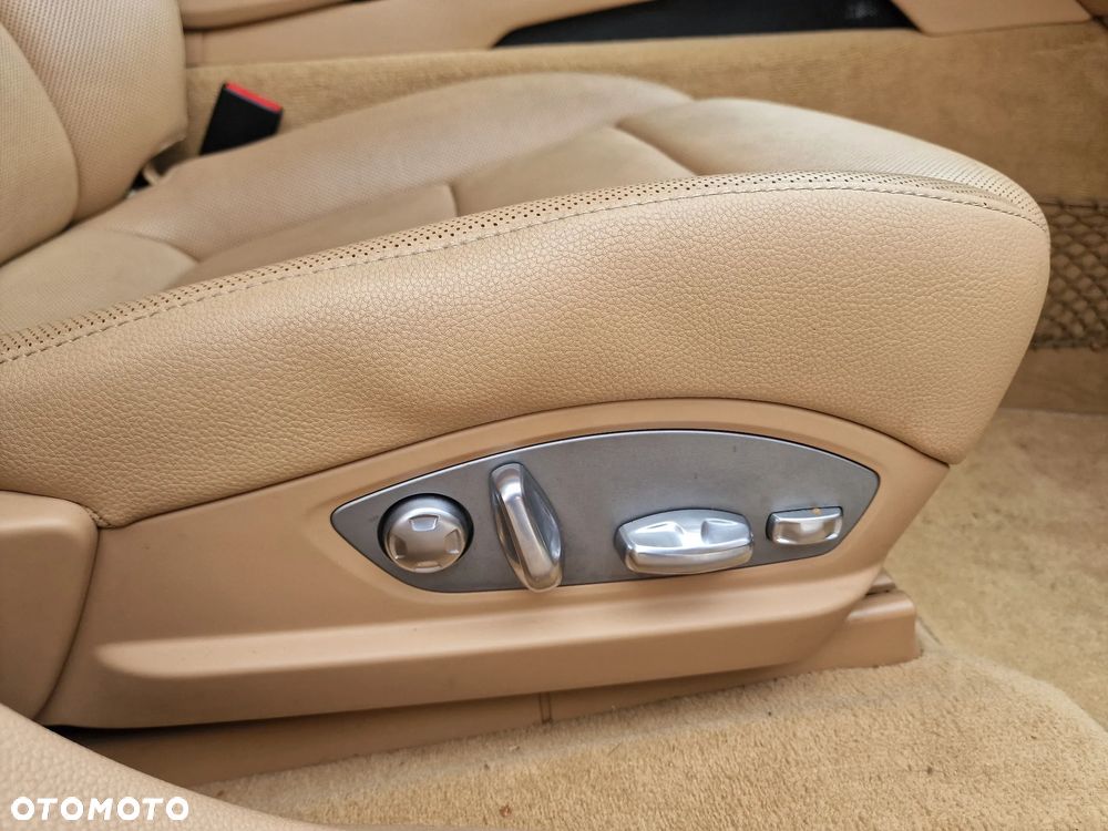 Porsche Panamera - 20