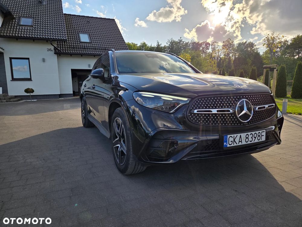 Mercedes-Benz GLC 200 4Matic 9G-TRONIC AMG Line Advanced - 8
