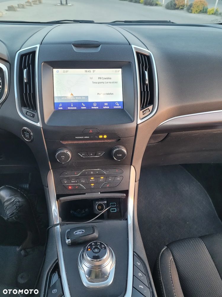 Ford S-Max 2.0 EcoBlue Titanium - 20