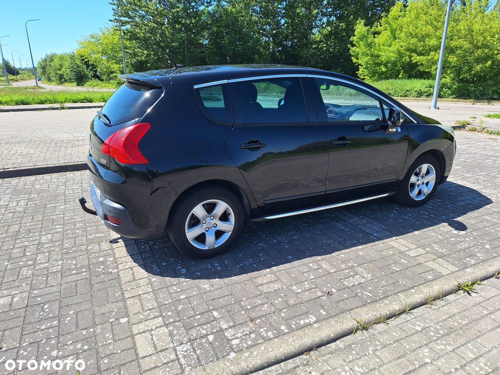 Peugeot 3008 Hybrid4 - 3