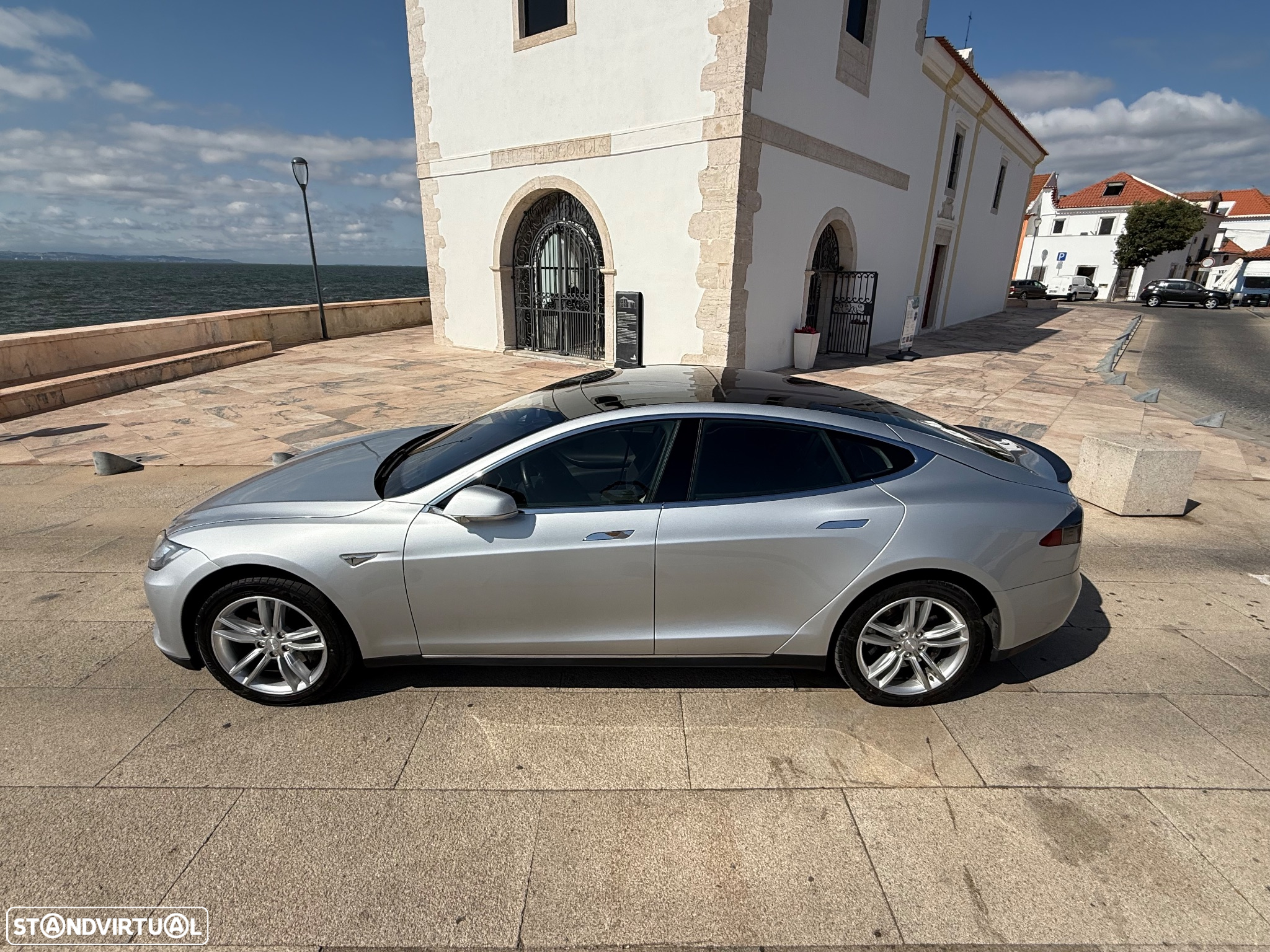 Tesla Model S 85 Perfomance - 14