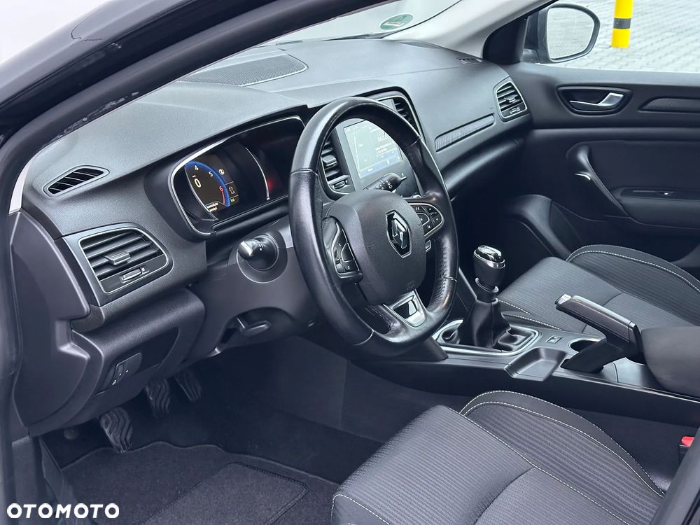 Renault Megane Grandtour ENERGY TCe 130 BUSINESS - 18