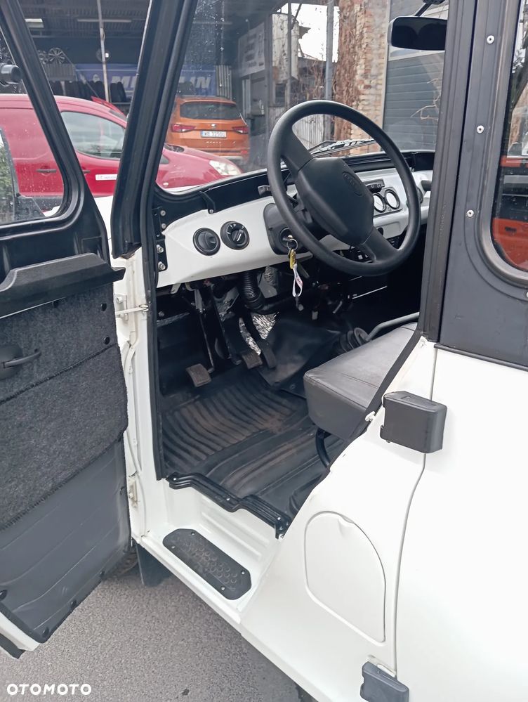 Uaz Inny - 6