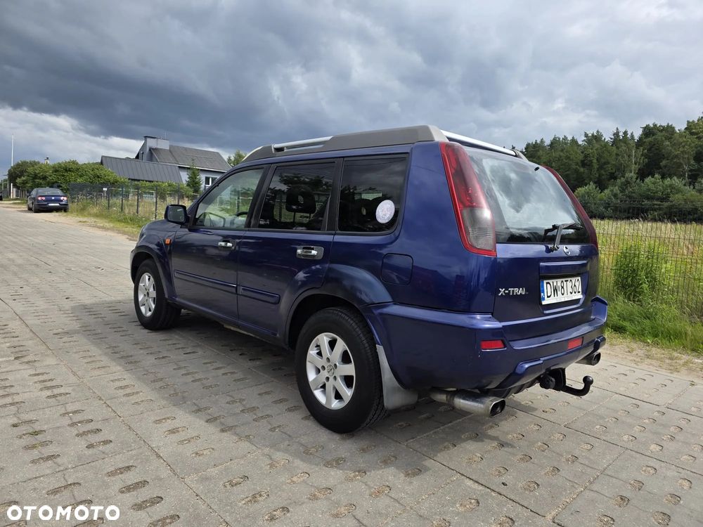 Nissan X-Trail - 11