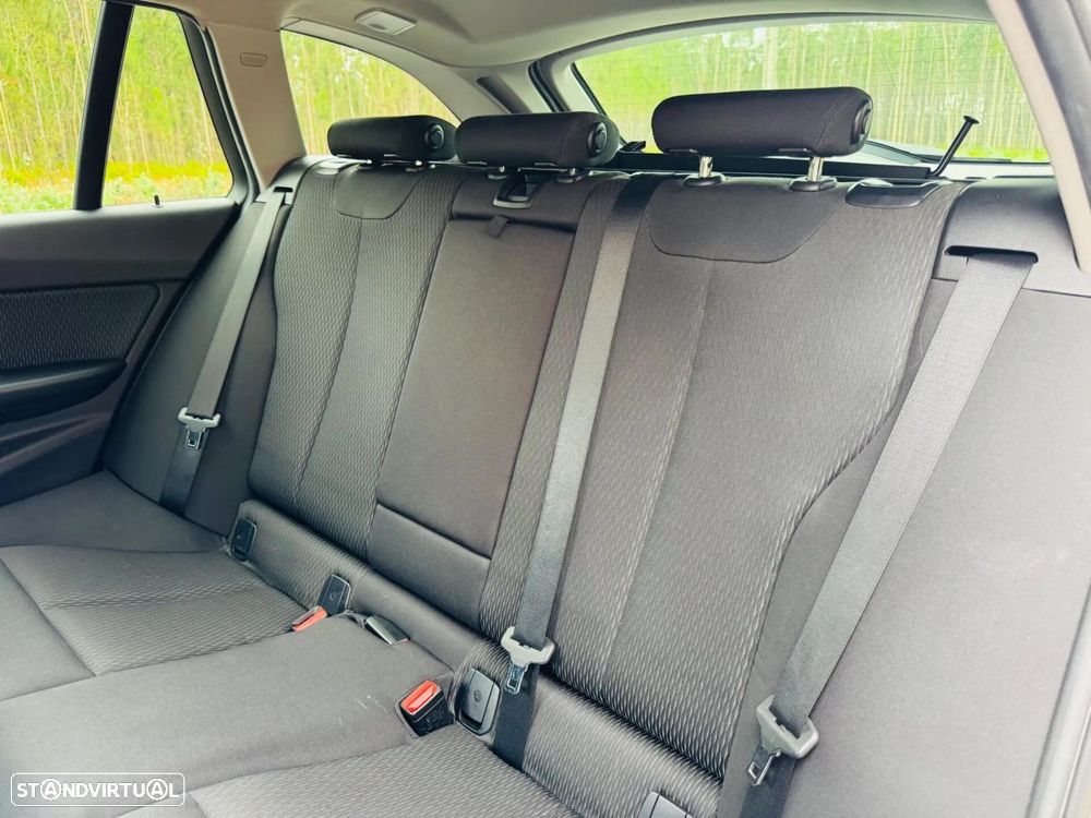 BMW 320 d Line Sport Shadow - 42
