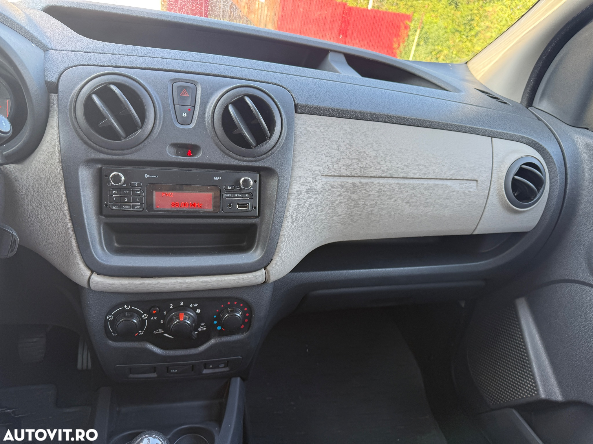 Dacia Dokker 1.5 dCi 90 CP Laureate - 8