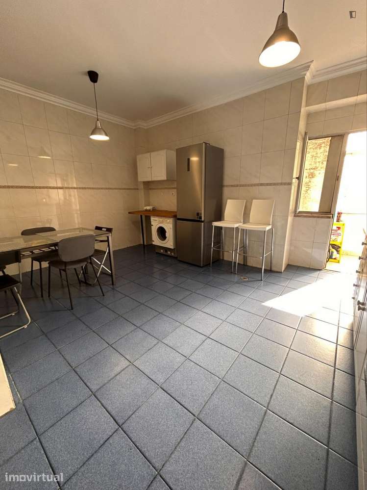 Quarto - localizado em Lumiar Lisbon - Grande imagem: 5/11