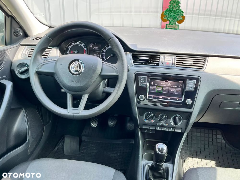 Skoda RAPID 1.0 TSI Active - 5
